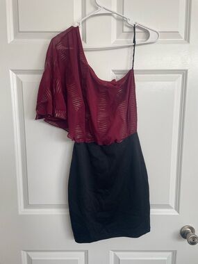 Body Central One-Shoulder Burgundy and Black Party Dress